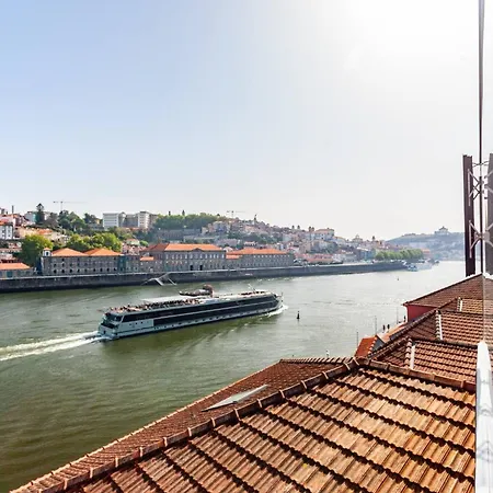 Apartament My Douro View Stylish Gem River Front